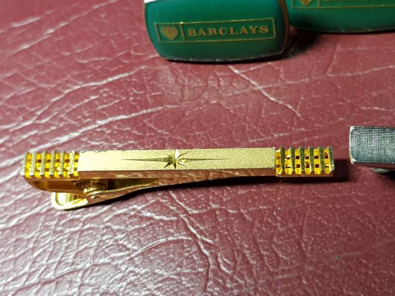 Cufflinks And Tie Clips - [One bid for all]