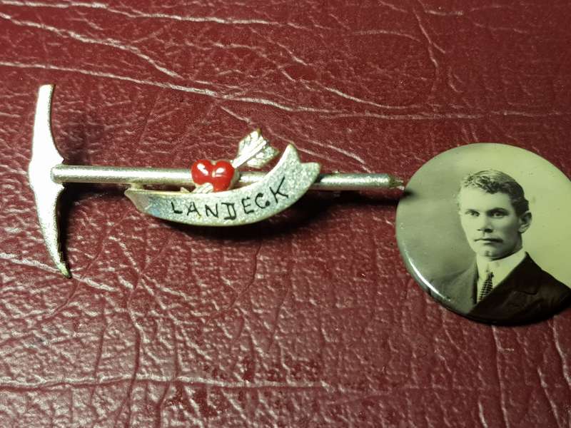 2 x Collectable items - {One bid for both]