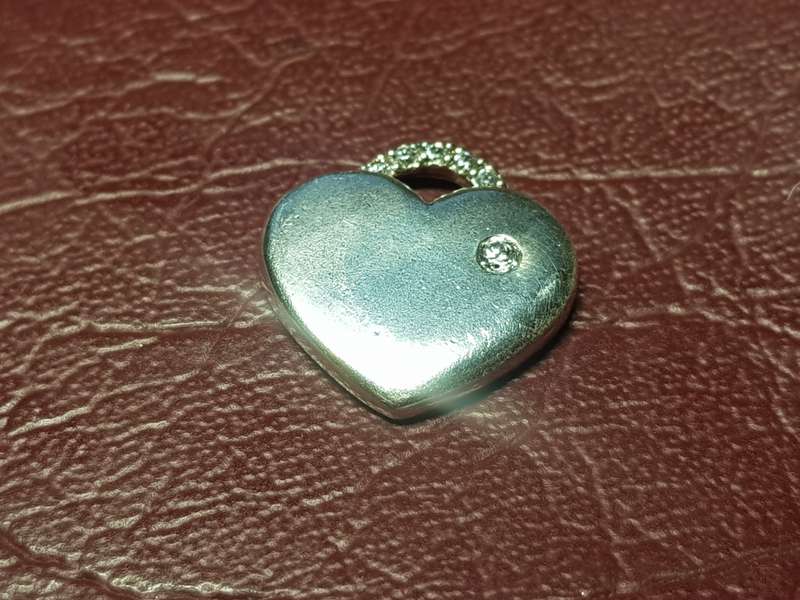 Lovely Genuine Solid Sterling Silver Pendant in Very Good Condition - [2,75 g]