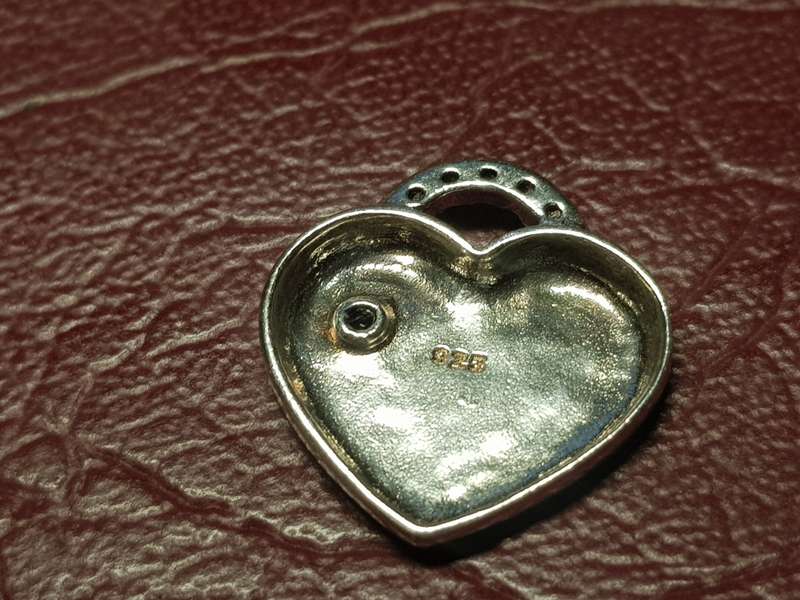 Lovely Genuine Solid Sterling Silver Pendant in Very Good Condition - [2,75 g]