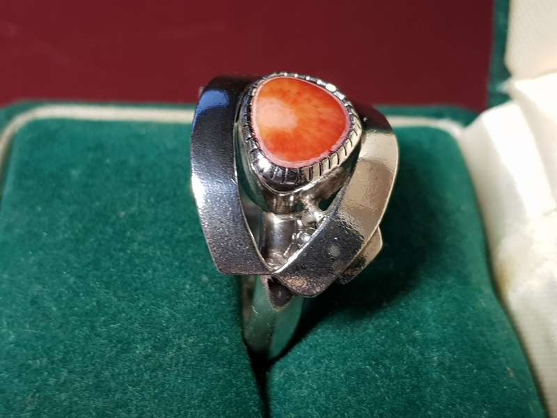 Lovely Genuine Solid Sterling Silver Ring With Gemstone In Excellent Condition - [9.4 g]