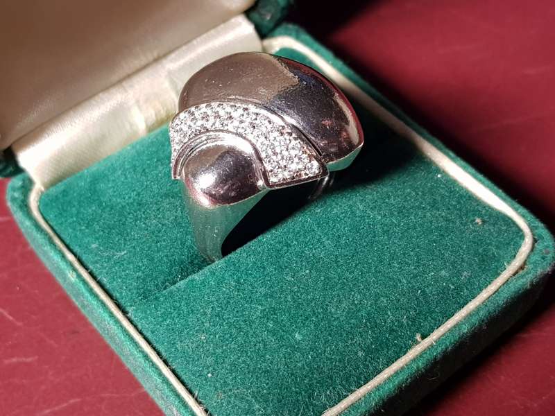 Lovely Genuine Solid Sterling Silver Ring In Very Good Condition - [7,6 g]