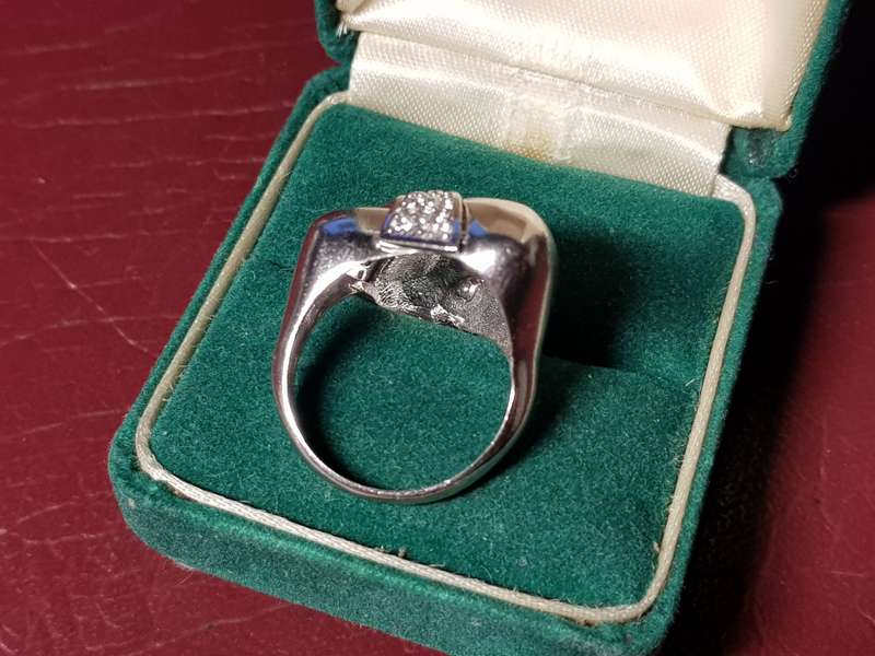 Lovely Genuine Solid Sterling Silver Ring In Very Good Condition - [7,6 g]