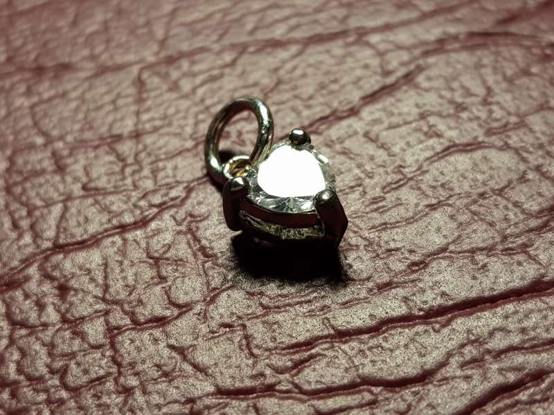 Lovely Genuine Solid Sterling Silver Pendant/Charm in Excellent Condition - [.72g]