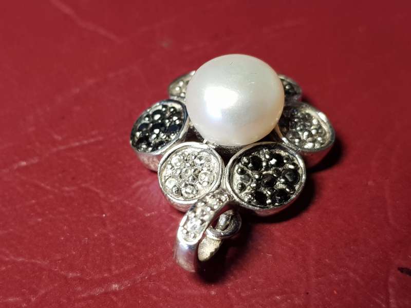 Lovely Genuine Solid Sterling Silver Pendant In Excellent Condition - [7,4 g]