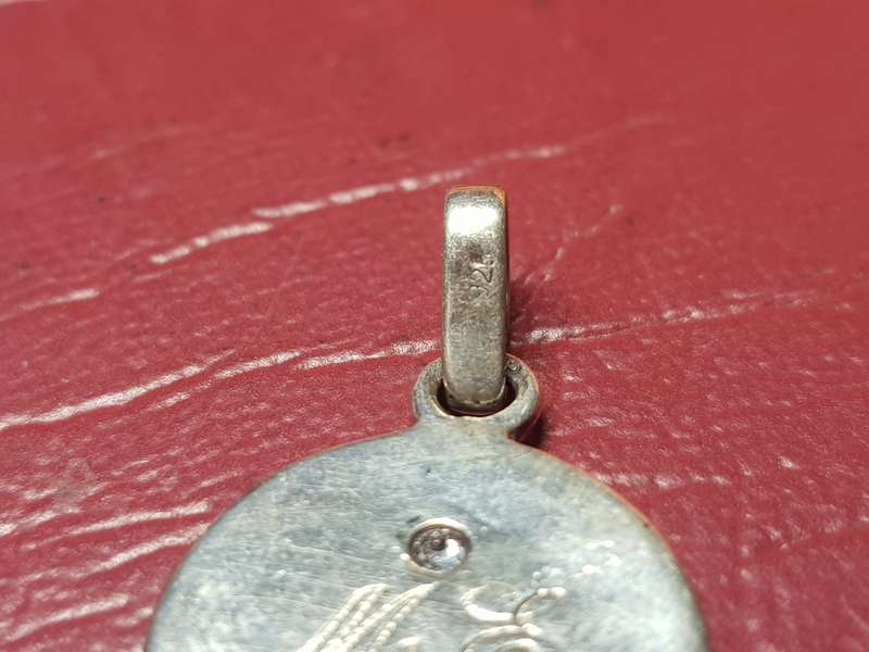 Lovely Genuine Solid Sterling Silver Pendant In Very Good Condition - [1,65 g]