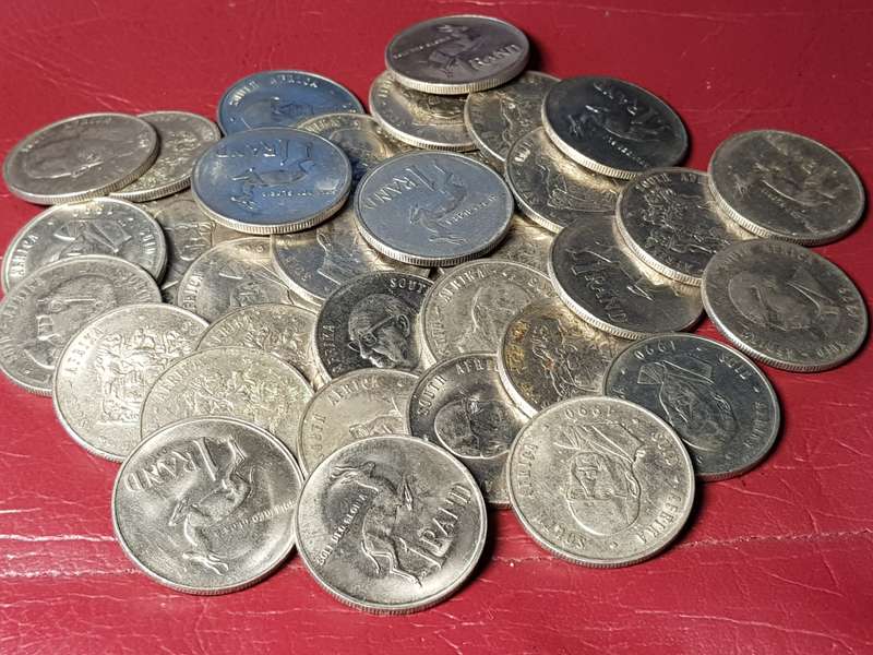 A Lot Of 37 x RSA Nickel R1 Coins - [Bid per coin to take all]