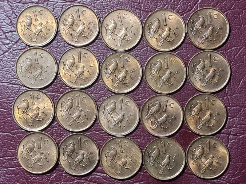 A Lot 20 RSA Bronze 1 Cents - Mint State