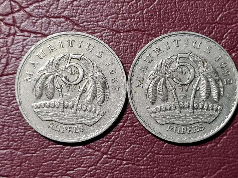 1987 And 1992 Mauritius 5 Rupees