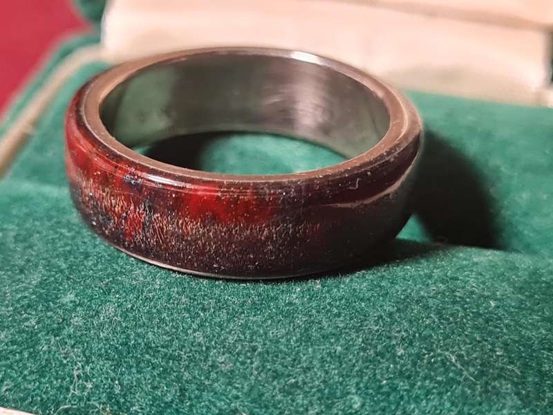 RING MADE FROM A 1980 C.O.I.N. FROM SPAIN IN EXCELLENT CONDITION.