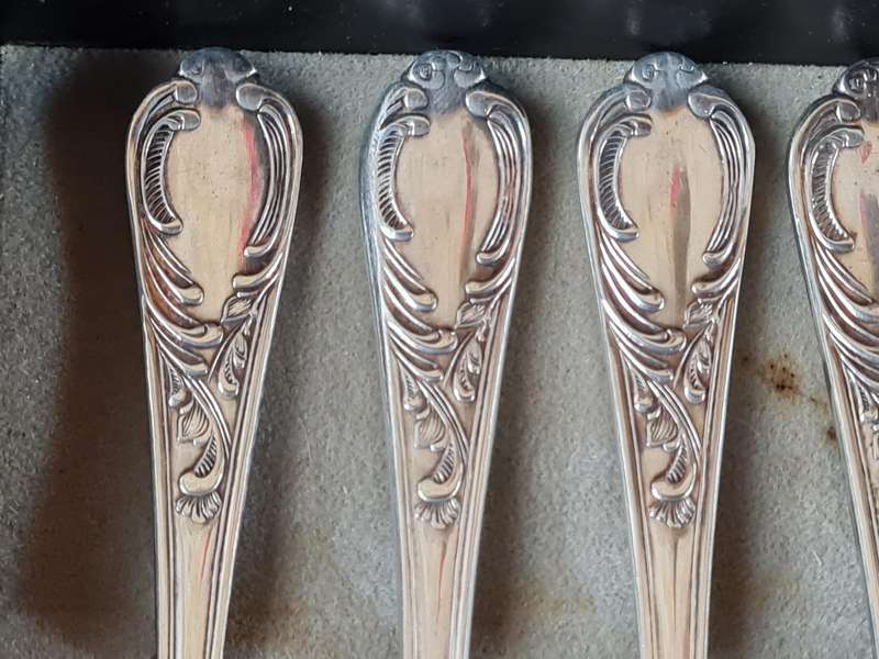 Set of 6 Silver Plated Eetrite Cake Forks in Perfect Condition