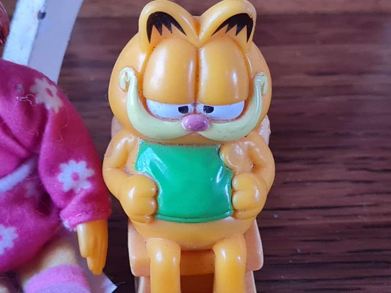 2 x Toys. Garfield And Tweenies by McDonalds in Excellent Condition.