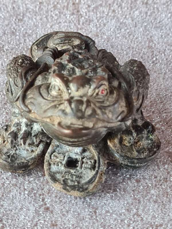 Heavy Bronze Money Frog.
