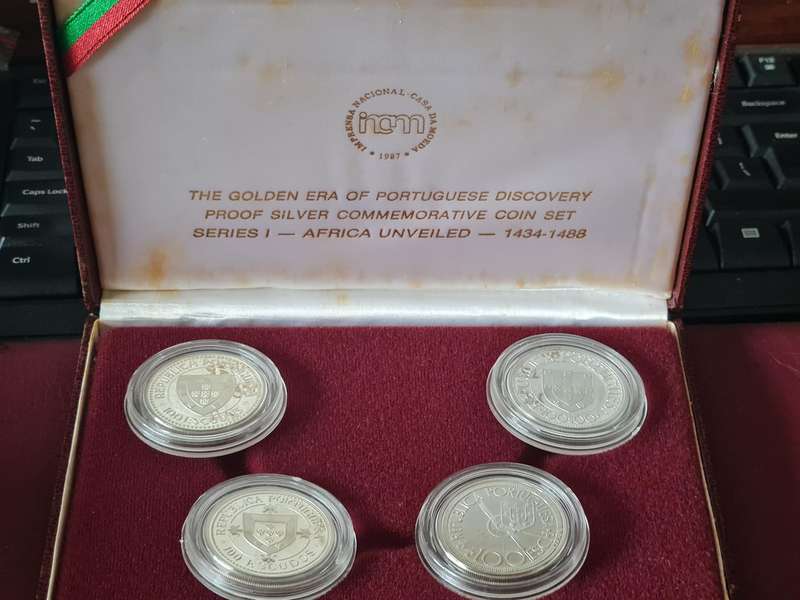 Portuguese Discovery Capsuled Proof Silver Commemorative Coin Set 1988