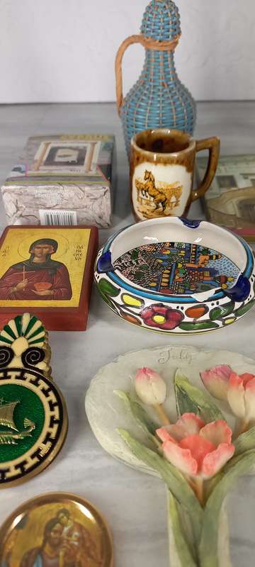 Large Lot of Trinket / Collectibles