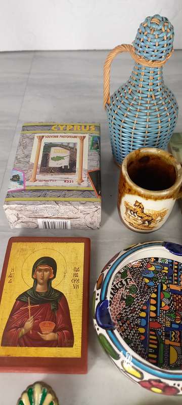 Large Lot of Trinket / Collectibles