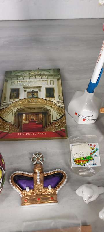 Large Lot of Trinket / Collectibles