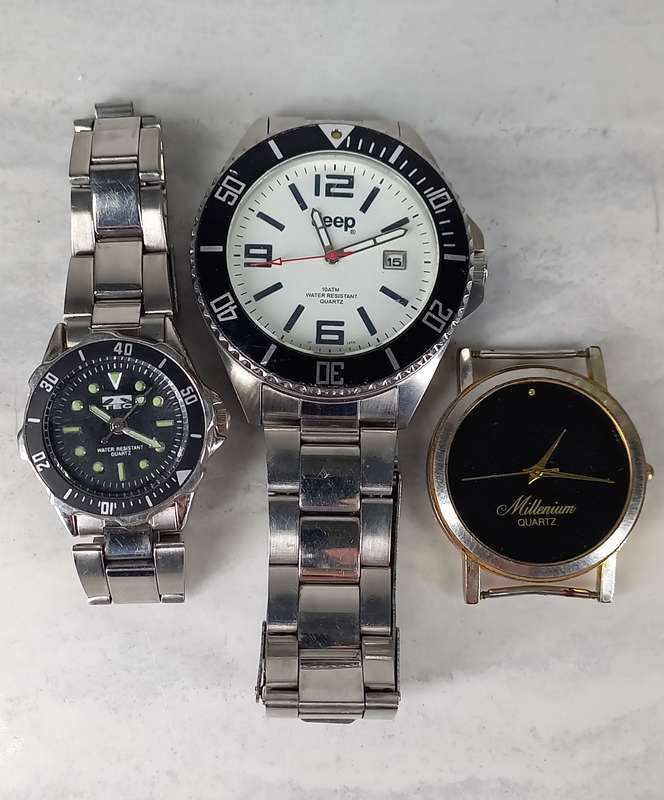Watch Lot. Consider as spares lot.