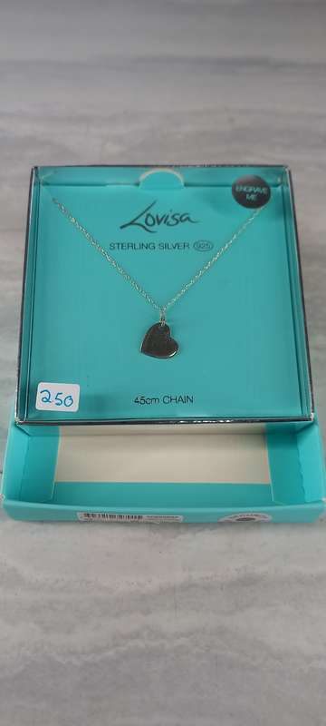 925 silver chain and heart shaped charm