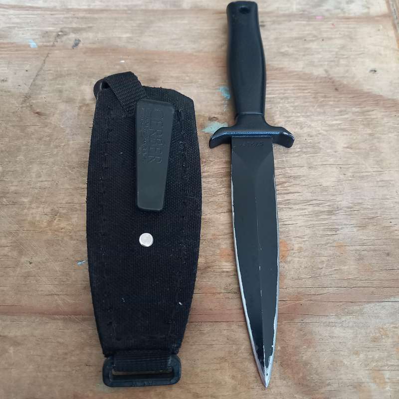 Vintage Gerber MK1 dagger