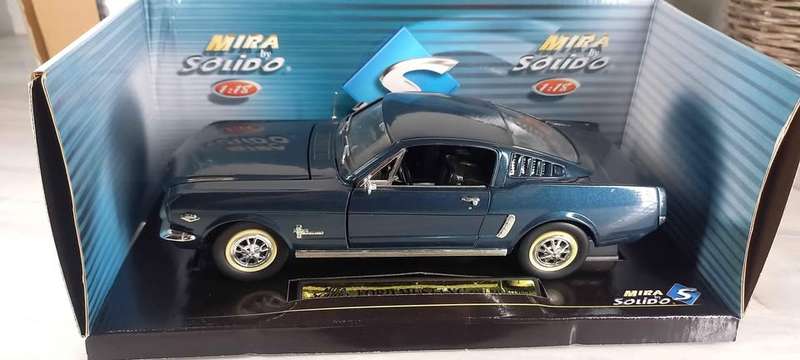 Ford Mustang Fastback 1965 by Solido 1:18 scale