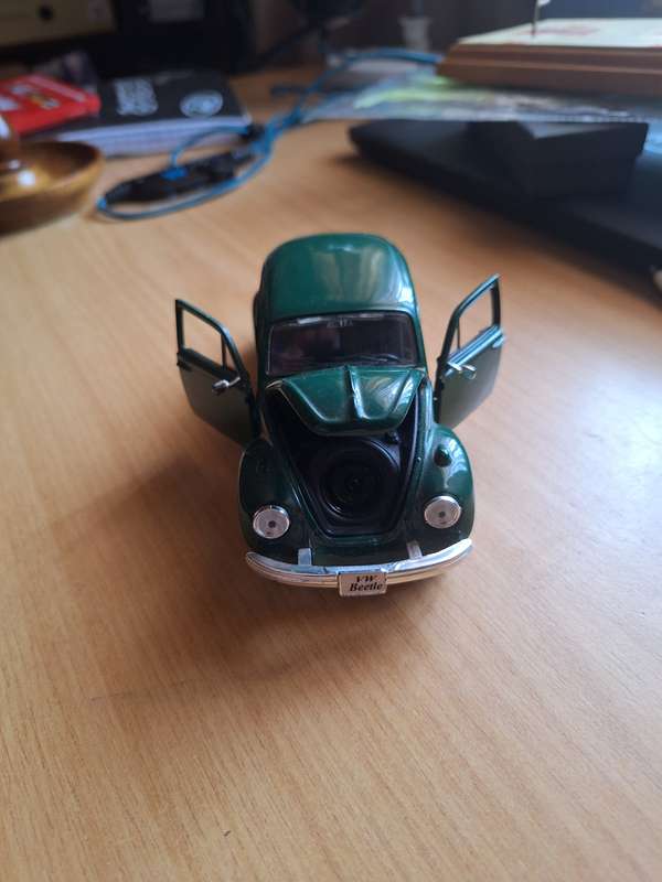 Volkswagen beetle die cast scale 1:24 with movable parts
