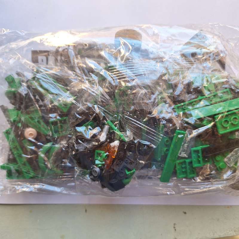 Racing series building block type toy racing car still sealed - 351 pieces