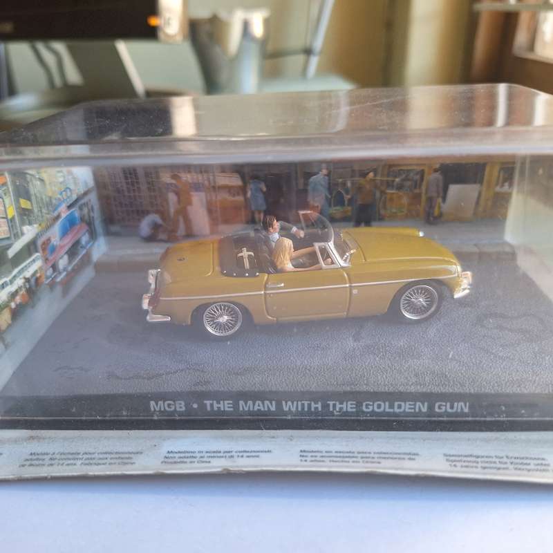 Special collectors edition of 1974 007 film- The man with the Golden gun - size of disply box 15.5 c