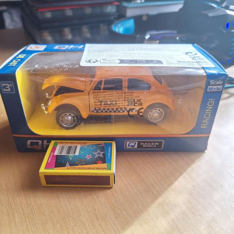 Taxi beetle die cast model car - believe scale 1:32 or 36