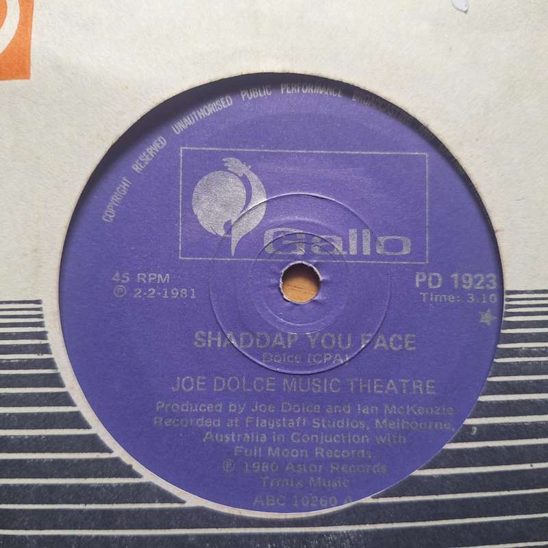 7 single Record - Shaddap you face and Aint in no hurry