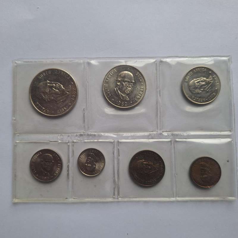 1982 mint pack UNC sealed President Vorster