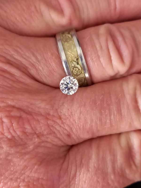 1.01ct Round cut Diamond F Vs1 Brilliant Round cut 3EX (CVD)