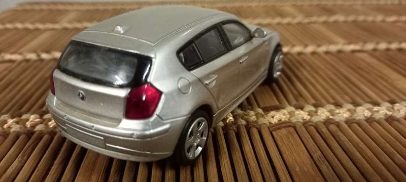 BMW 1  Die Cast Model    Scale 1/43  E/Make    Special - Madness