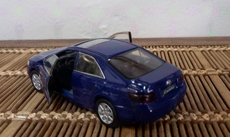 Toyota Camry   Die Cast Model - 1/36  Top Make  WELLY    New i D/Box - Reduced To Clear   Madness