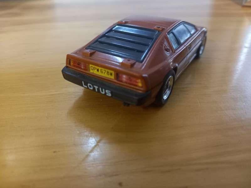 Lotus Esprit   Die Cast Model   Scale 1/43 Top Make