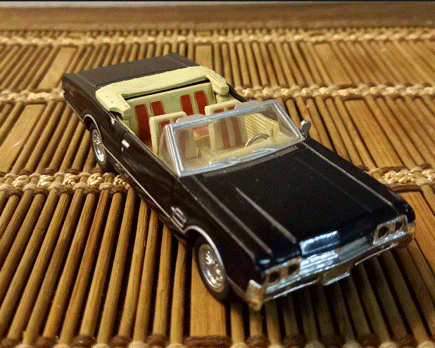 '64 Oldsmobile Convertible 4 42   M Car  Sc 1/43 T Make  NewRay   Reduced To Clear Madness