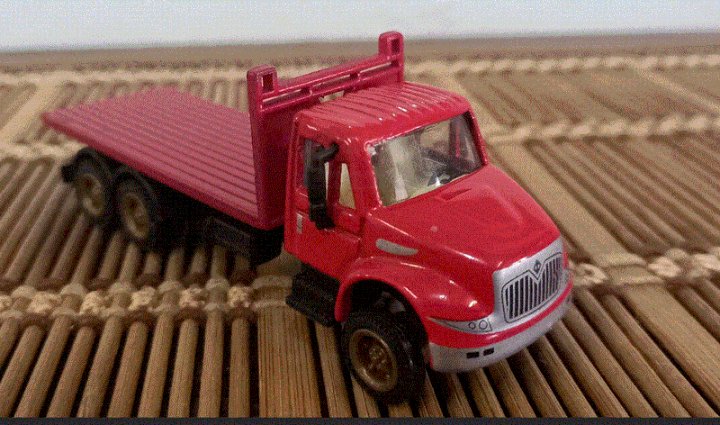 Truck - Low Bed   HO     As Good a New For Train Layouts Scale 1/87