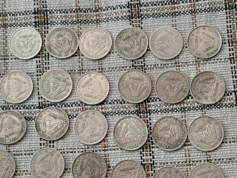 3 D Coins x87
