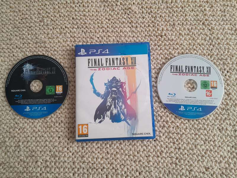PS4 Final Fantasy X11 x 2 disc