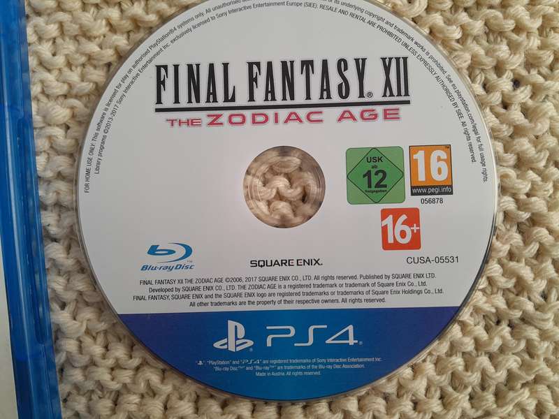 PS4 Final Fantasy X11 x 2 disc