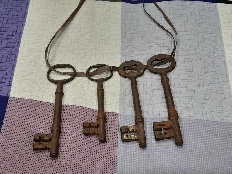 Vintage Keys