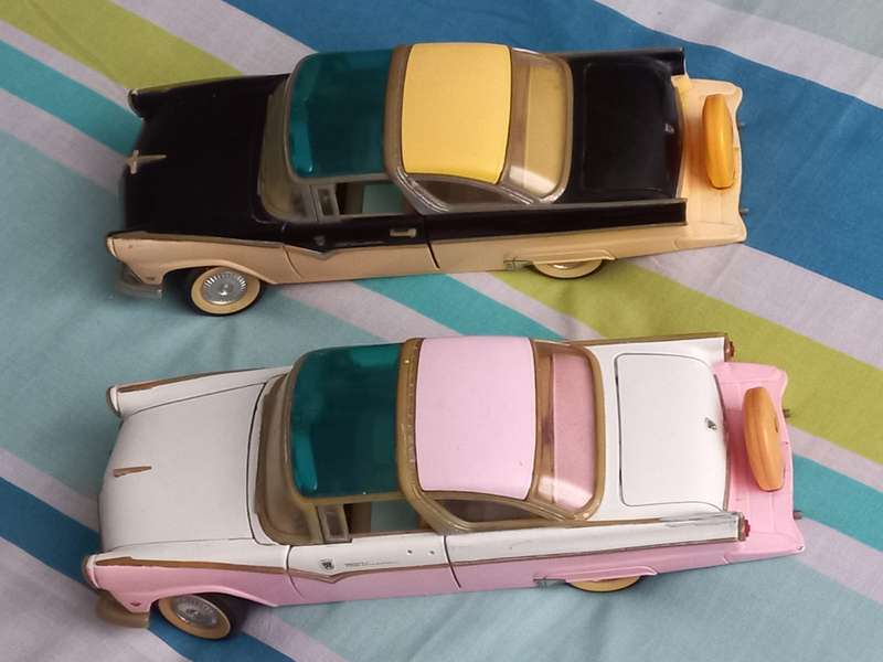 Ford Fairlane Crown Victoria 1 : 18