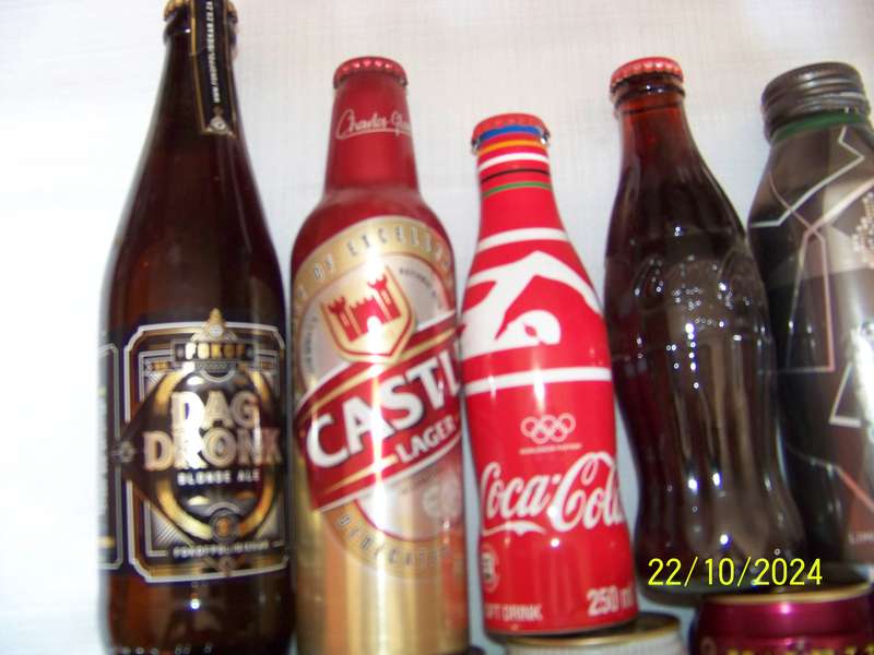 Bar display items