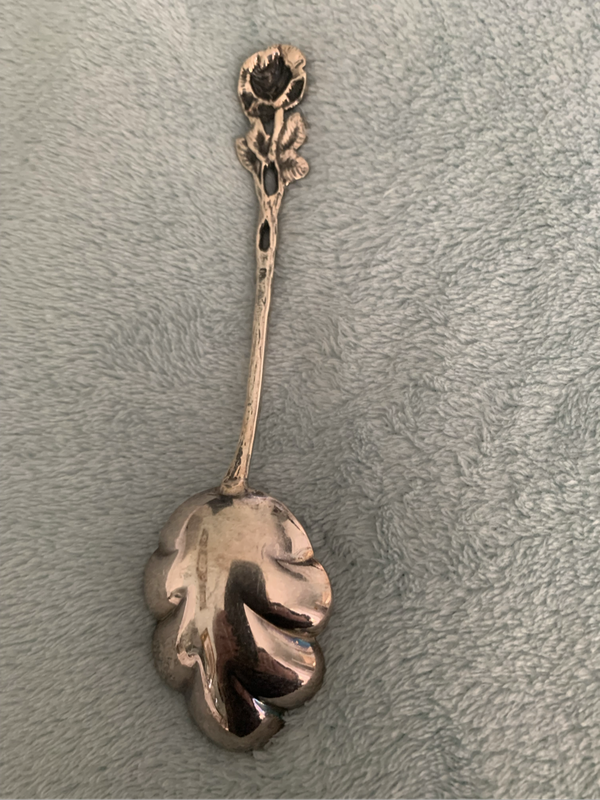 Sugar spoon
