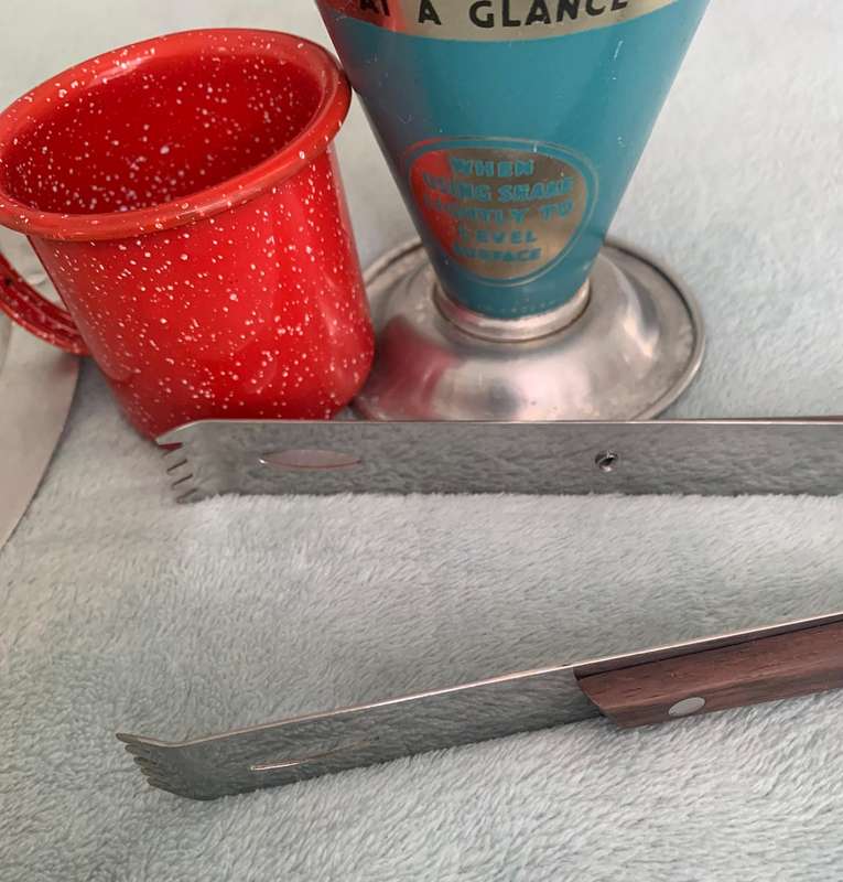Assorted Vintage Kitchen items