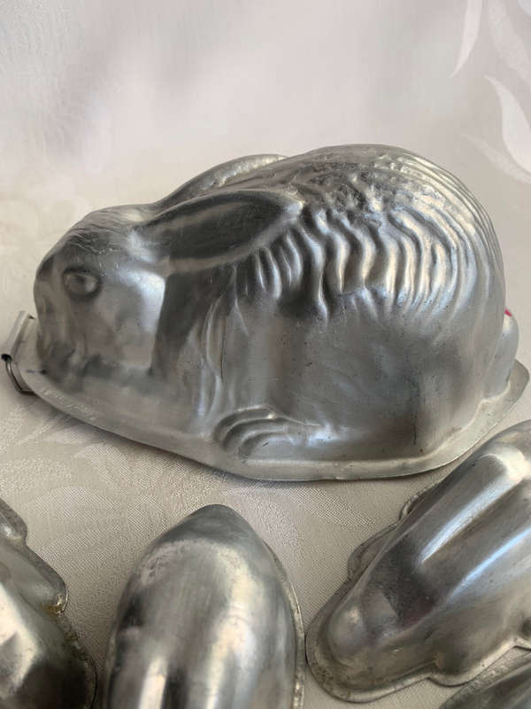 Aluminium Bunny Baking set