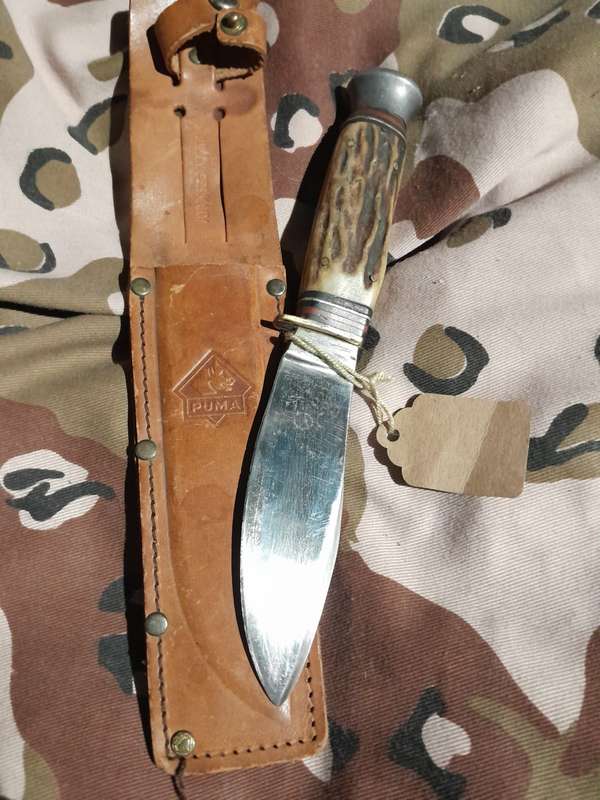 Vintage hunting knife