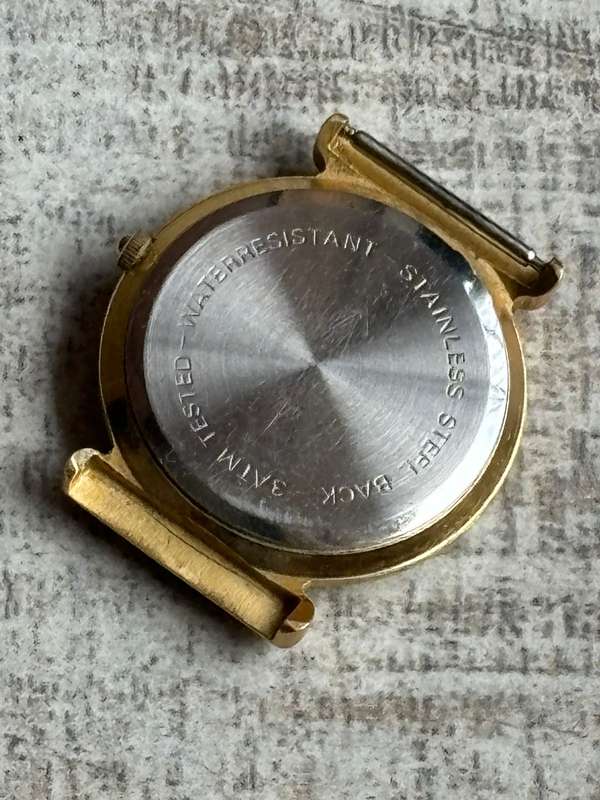 MENS VINTAGE LANCO AND PULSAR GOLD WATCHES BOTH IN EXCELLENT WORKING CONDITION - BIDDING FOR BOTH