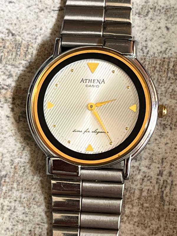 STUNNING CASIO ATHENA LADIES WATCH IN EXCELLENT WORKING CONDITION