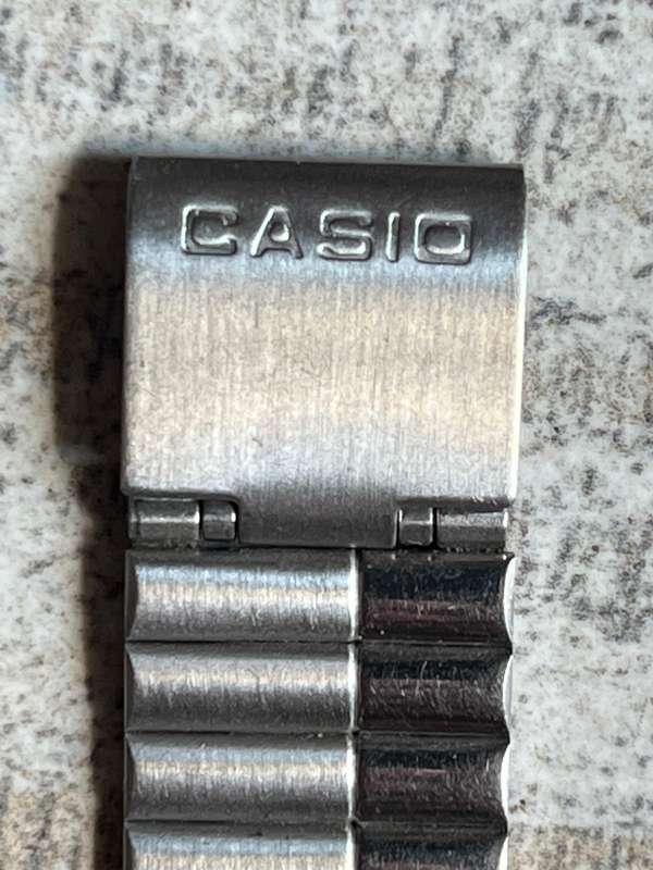 STUNNING CASIO ATHENA LADIES WATCH IN EXCELLENT WORKING CONDITION